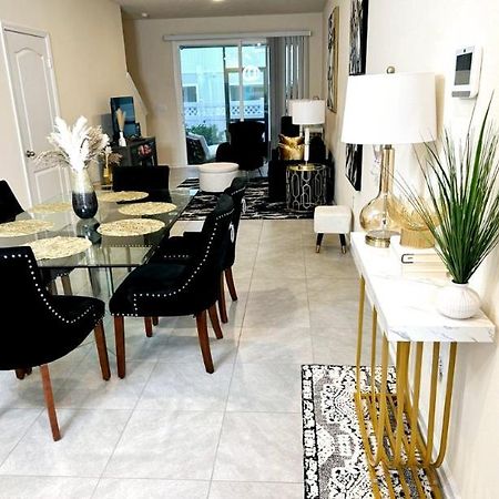Orange Park Townhome Vacation Rental With Patio! エクステリア 写真